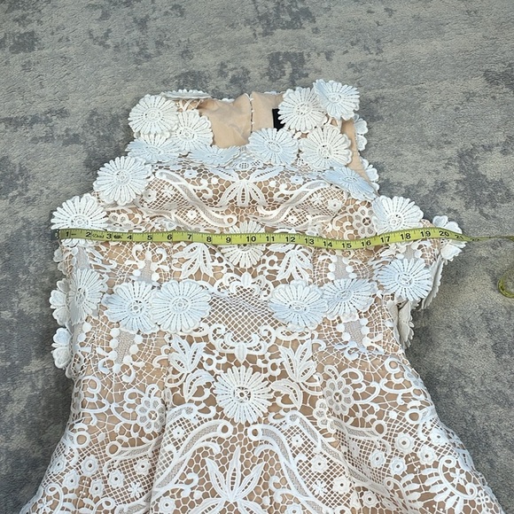 New Helen O'Connor Daisy Dress Mini Flare Open Back Floral Applique White Sz 14 - Picture 11 of 13
